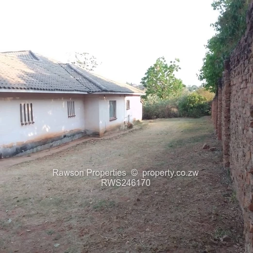 Chinoyi Riverside House For Sale!!
