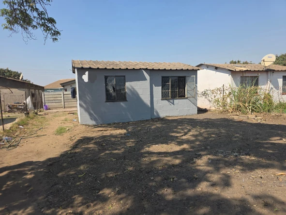 2 Bedroom House