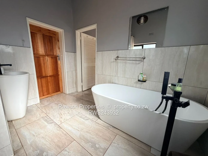 Rolf Valley House For Sale