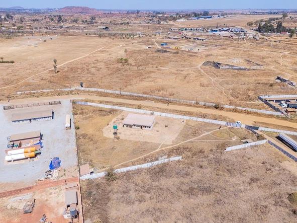 Commercial & Industrial Land