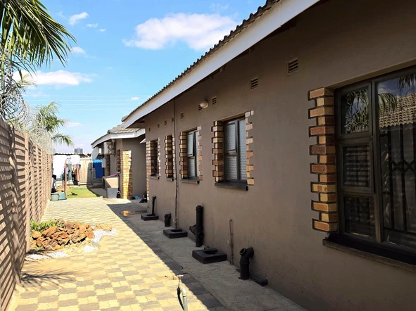 4 Bedroom House