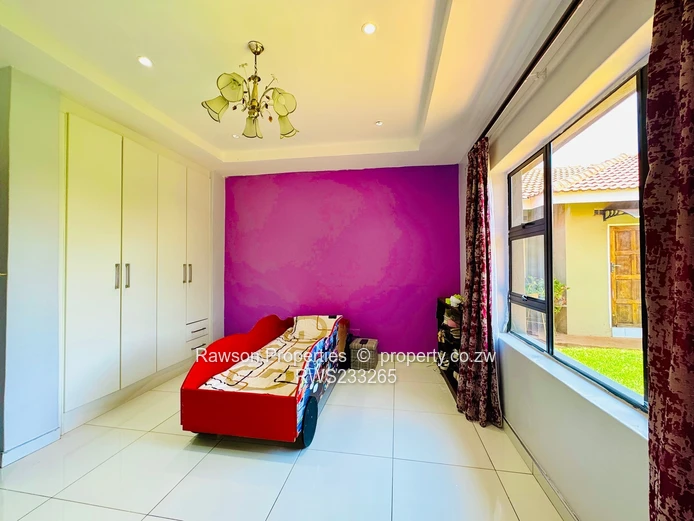 Very neat & modern house for sale in Mount Pleasant Heights