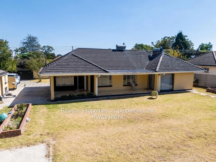 Cotswold Neat 3 Bedroom House For Sale (Sole Mandate)