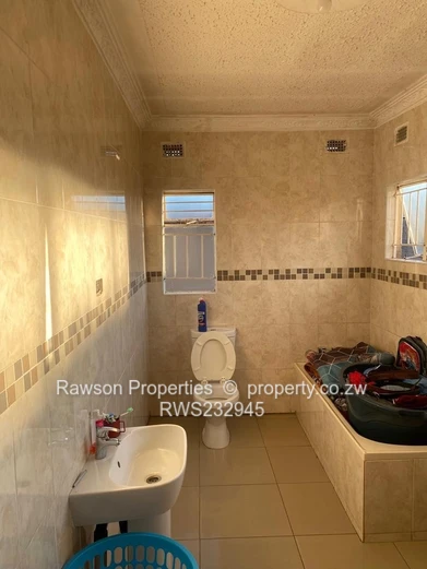 Simple lovely house for sale in Ushewokunze fidelity 