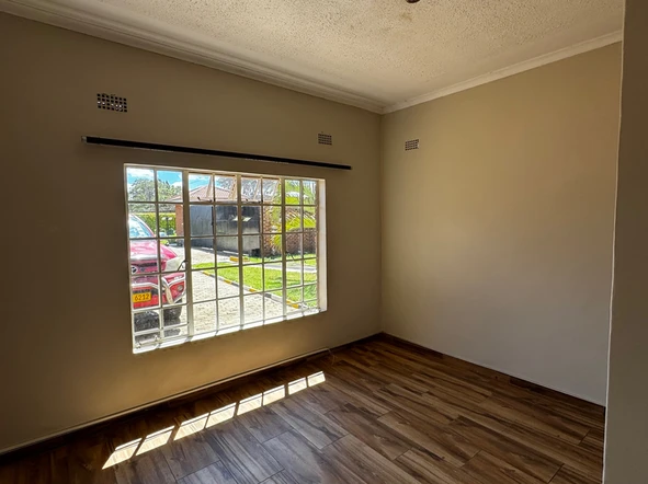 3 Bedroom Garden Flat