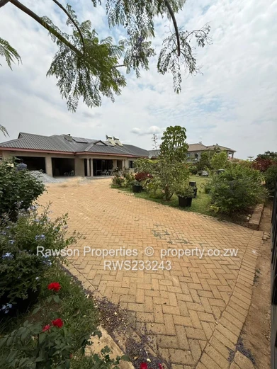 *Pomona Borrowdale Residence for Sale*