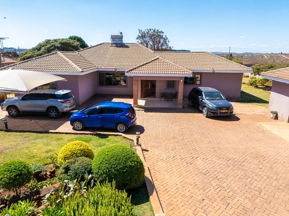 5 Bedroom House