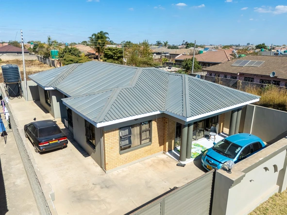 5 Bedroom House