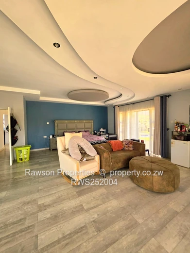 Highlands Golden Triangle Double Storey Forsale 