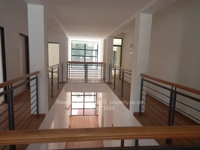 Quinington, Helensvale Family Home in a Secure Complex