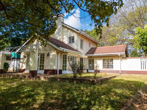 4 Bedroom Garden Flat