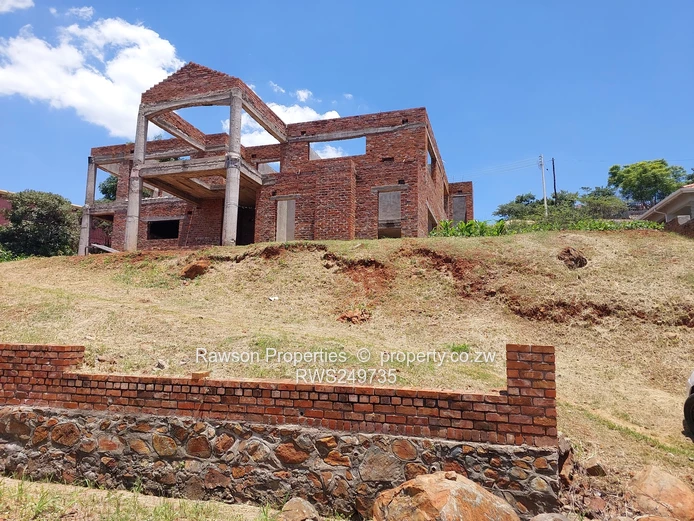 Unfinished split-level 4-bed with panoramic Brookview views (Sole Mandate)