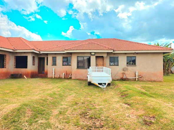 5 Bedroom House