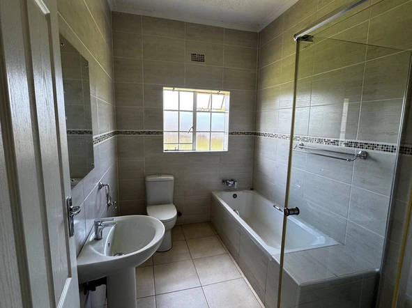 3 Bedroom Garden Flat