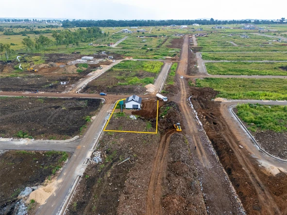 Stands & Residential Land