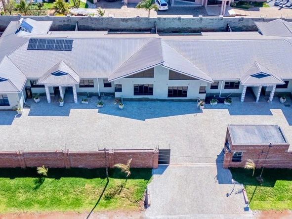 3 Bedroom Garden Flat