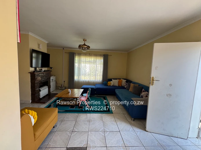 Bluffhill 2 houses on the same yard for sale (Sole Mandate)