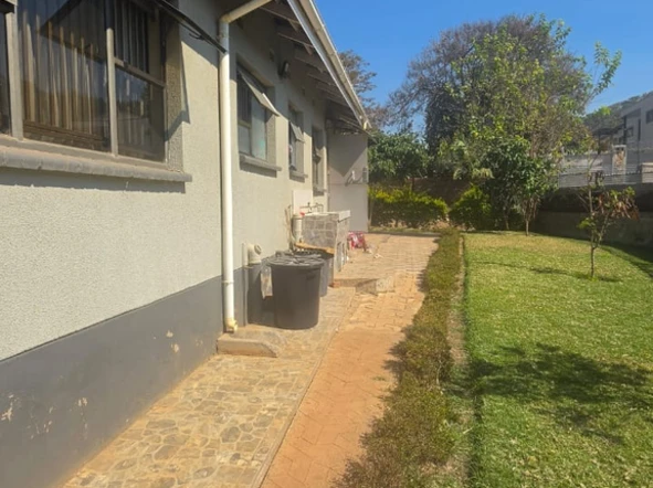 5 Bedroom House