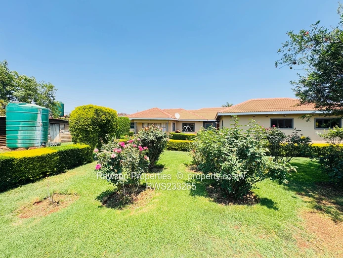 Very neat & modern house for sale in Mount Pleasant Heights