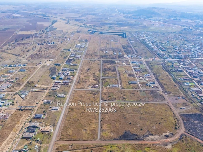 Shine Plus Park (Haydon) Gated Community Stands For Sale